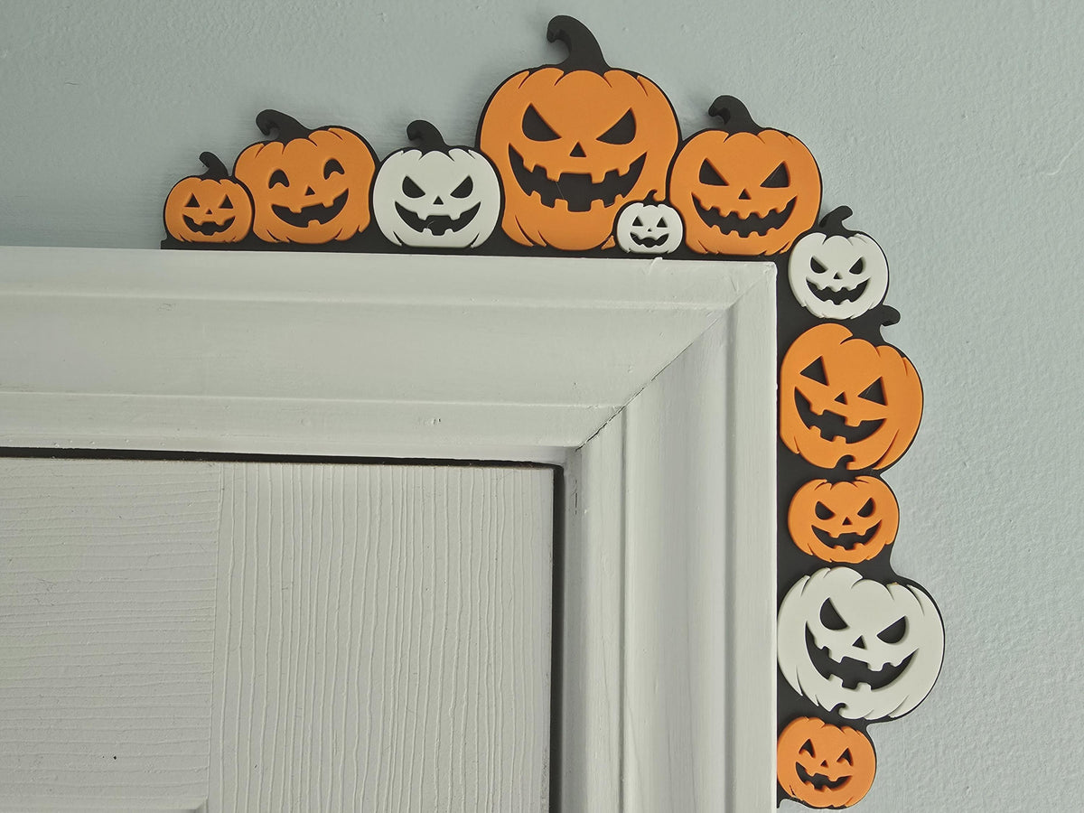 Jack O’ Lantern Door Corner Decor – Halloween Pumpkin Door Frame Topper & Spooky Home Decoration